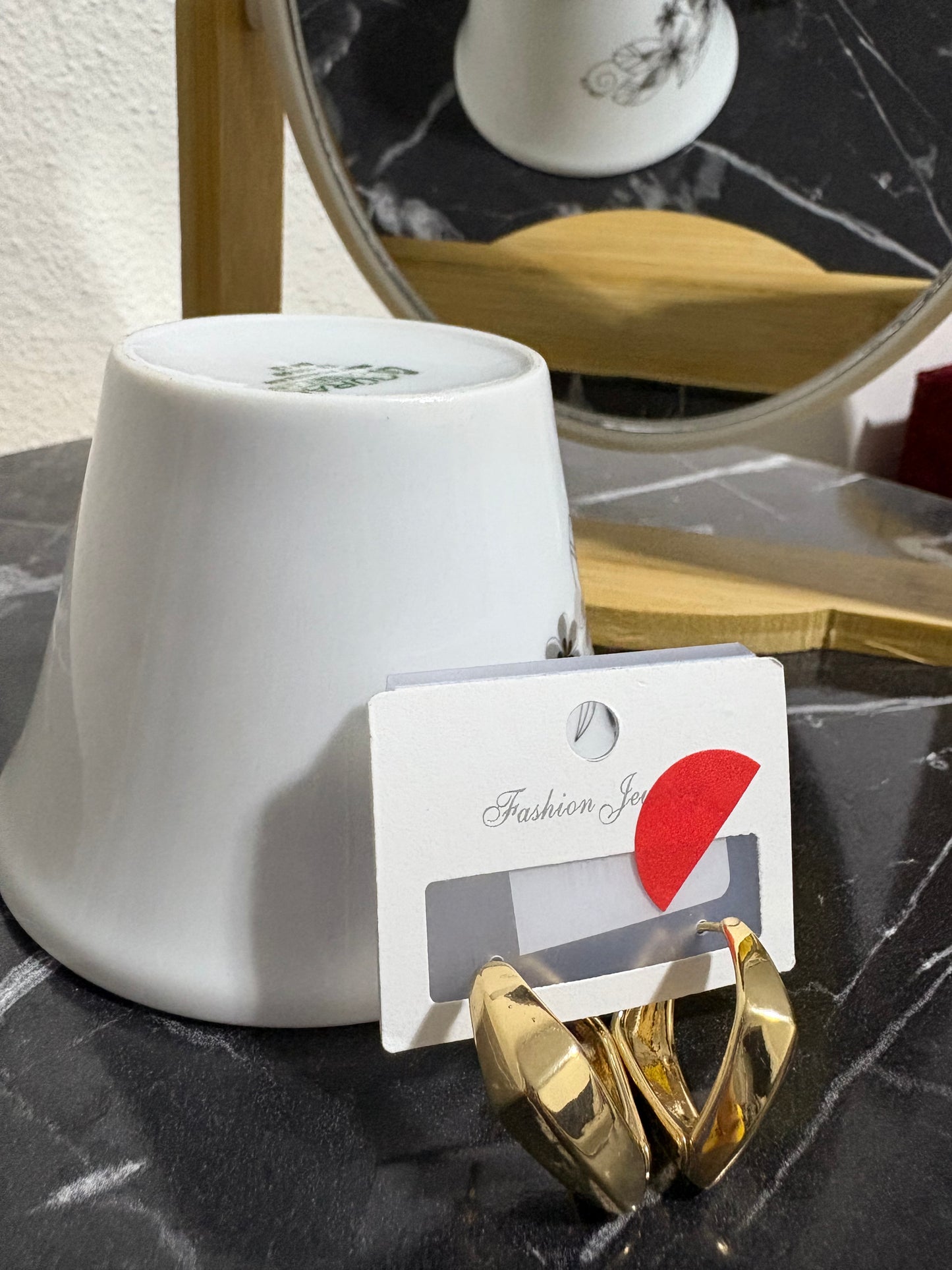 Simetri Gold çelik küpe