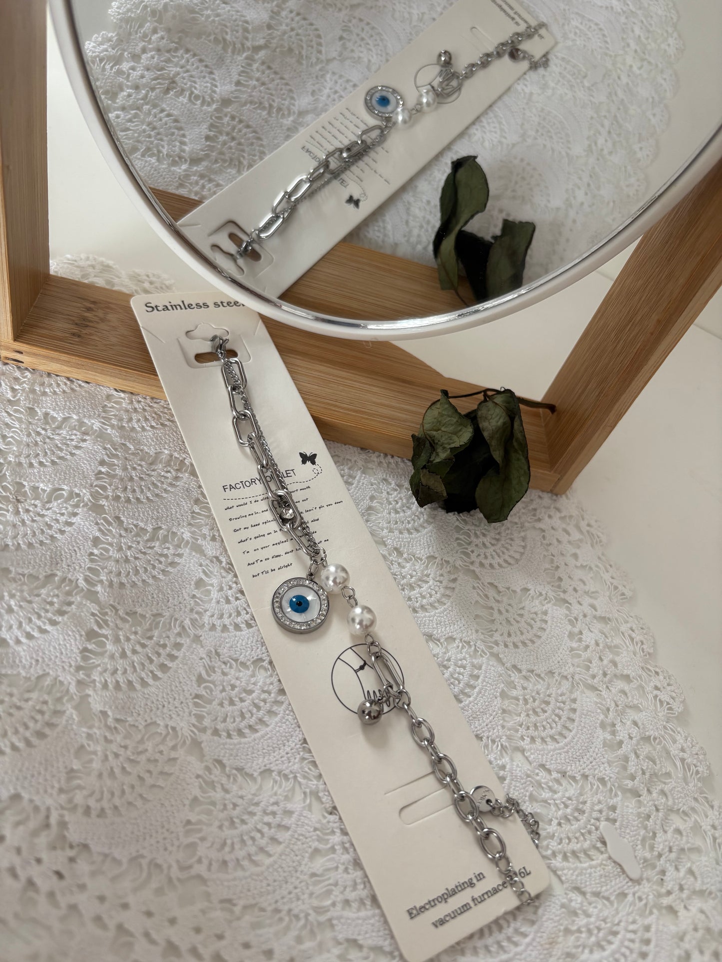 Nazar boncuğu bileklik